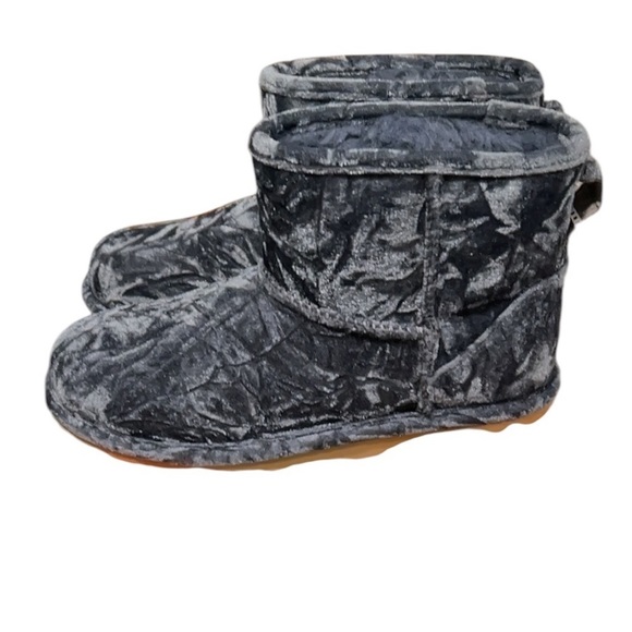 NWT UGG classic II mini crushed velvet in dk slate blue - Picture 5 of 6